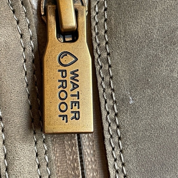 Vionic Shantelle Waterproof Side Zip Nubuck Leather Boots Gray/Green Size 10W - Picture 13 of 13